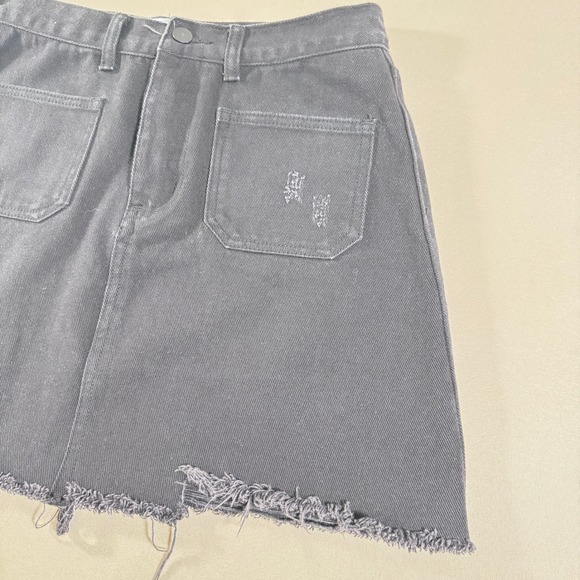 Anthropologie SAGE THE LABEL Distressed Denim Mini Skirt Black Raw Hem Size M - Picture 9 of 12